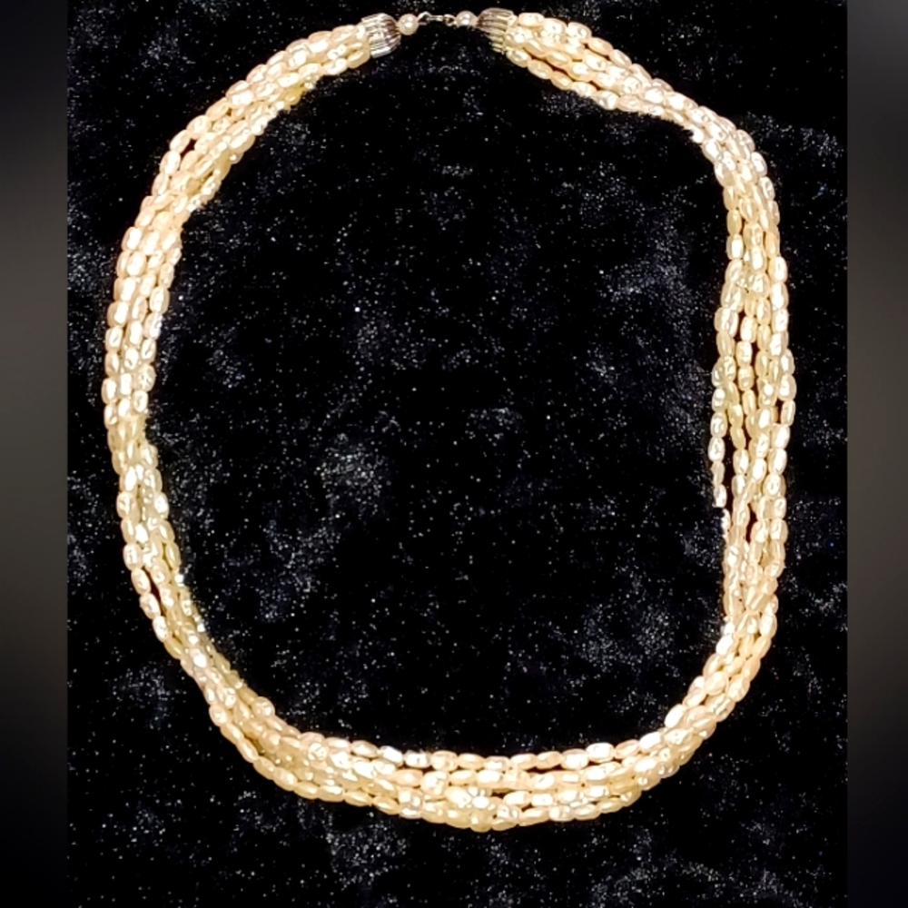 6 stand Freshwater Pearl Necklace